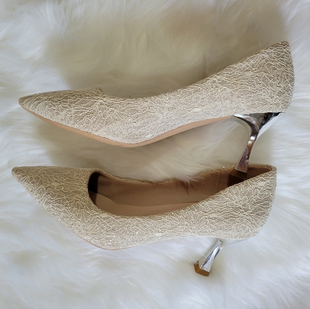 Chic Lace Beige Heels - Picture 8 of 8